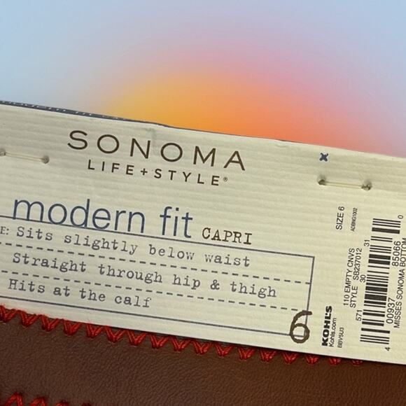 SONOMA Women’s 6 Modern Fit Capri Khaki Jeans - Picture 4 of 5